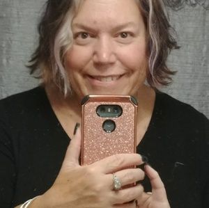 Meet your Posher, Joy